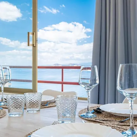 Stunning Sea Views Levante - 2br Flat With Pool *