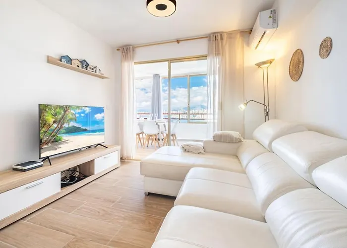 Apartment Stunning Sea Views Levante - 2br Flat With Pool