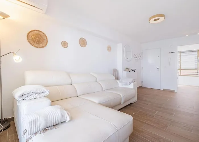 Stunning Sea Views Levante - 2br Flat With Pool Apartment Benidorm