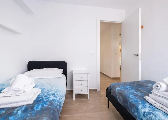Apartment Stunning Sea Views Levante - 2br Flat With Pool Benidorm