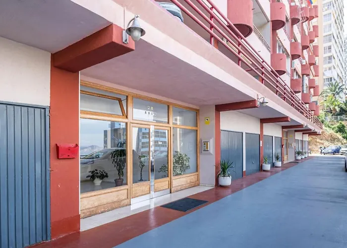Stunning Sea Views Levante - 2br Flat With Pool Benidorm